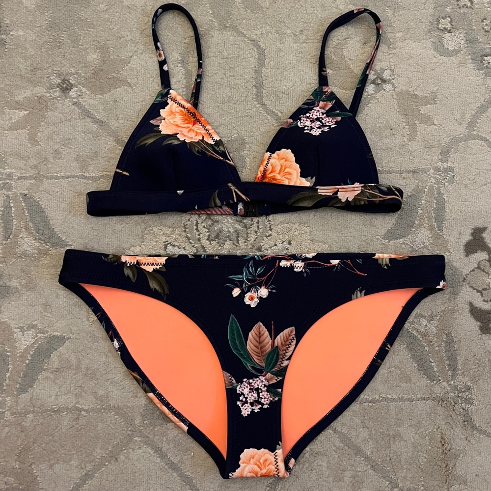 Floral Triangl Neoprene Bikini